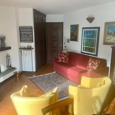 Bellissimo Bilocale Con Giardino דירה