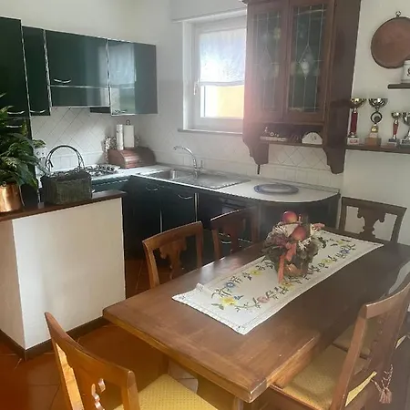 Bellissimo Bilocale Con Giardino Apartment